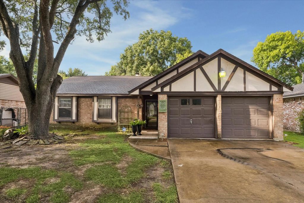 11102 Melba Lane, Houston