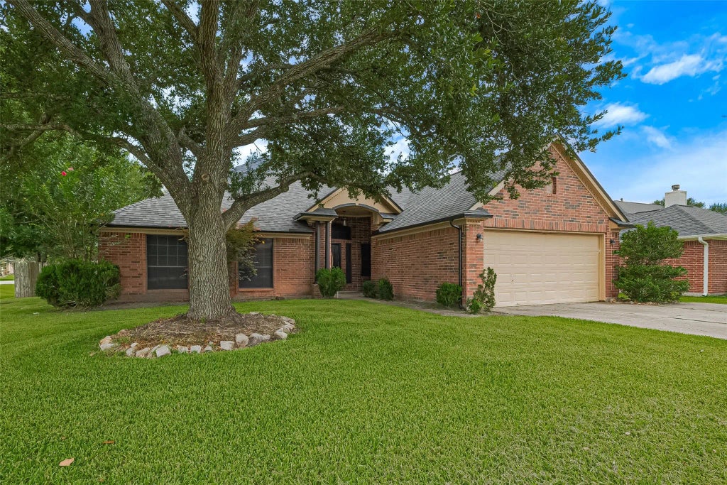 3803 Doveswood Circle, Needville