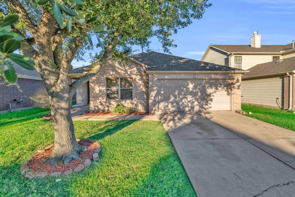 9518 Milas Way, Sugar Land