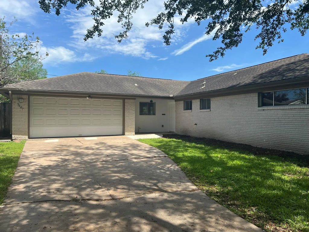9007 Dunlap Street, Houston