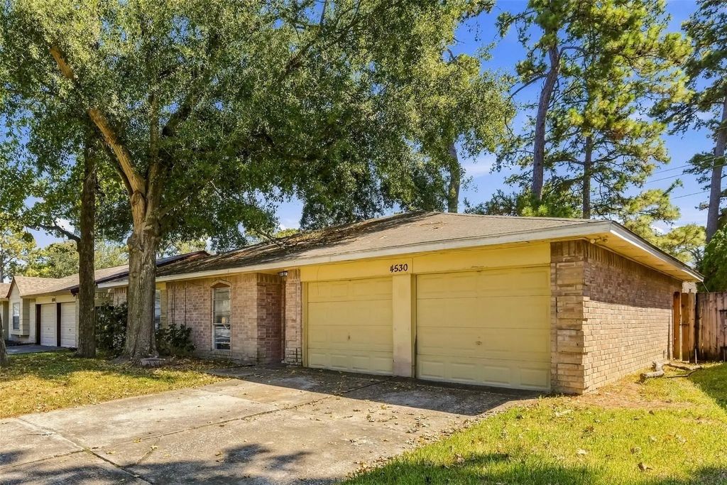 4530 Enchantedgate Drive, Spring
