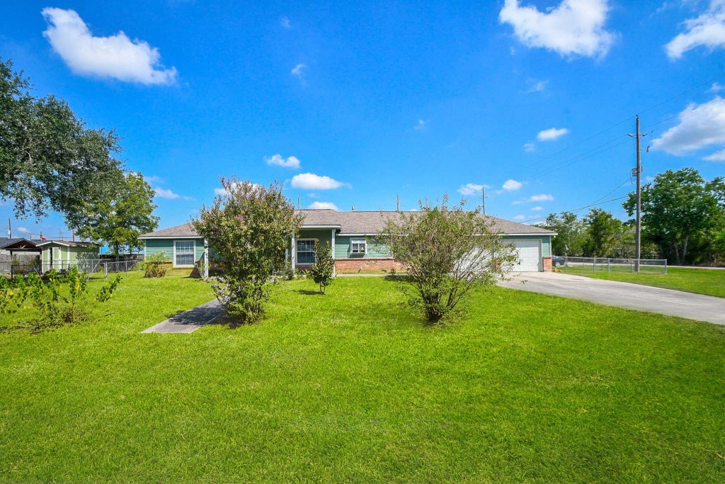 3302 5th Street, Brookshire