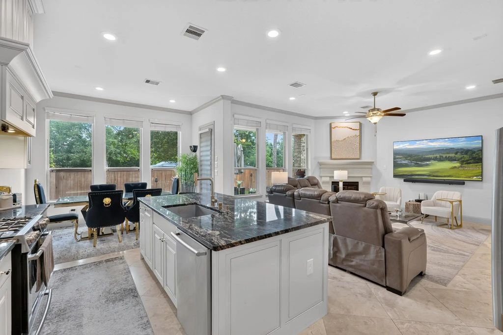 226 Skybranch Court, Conroe