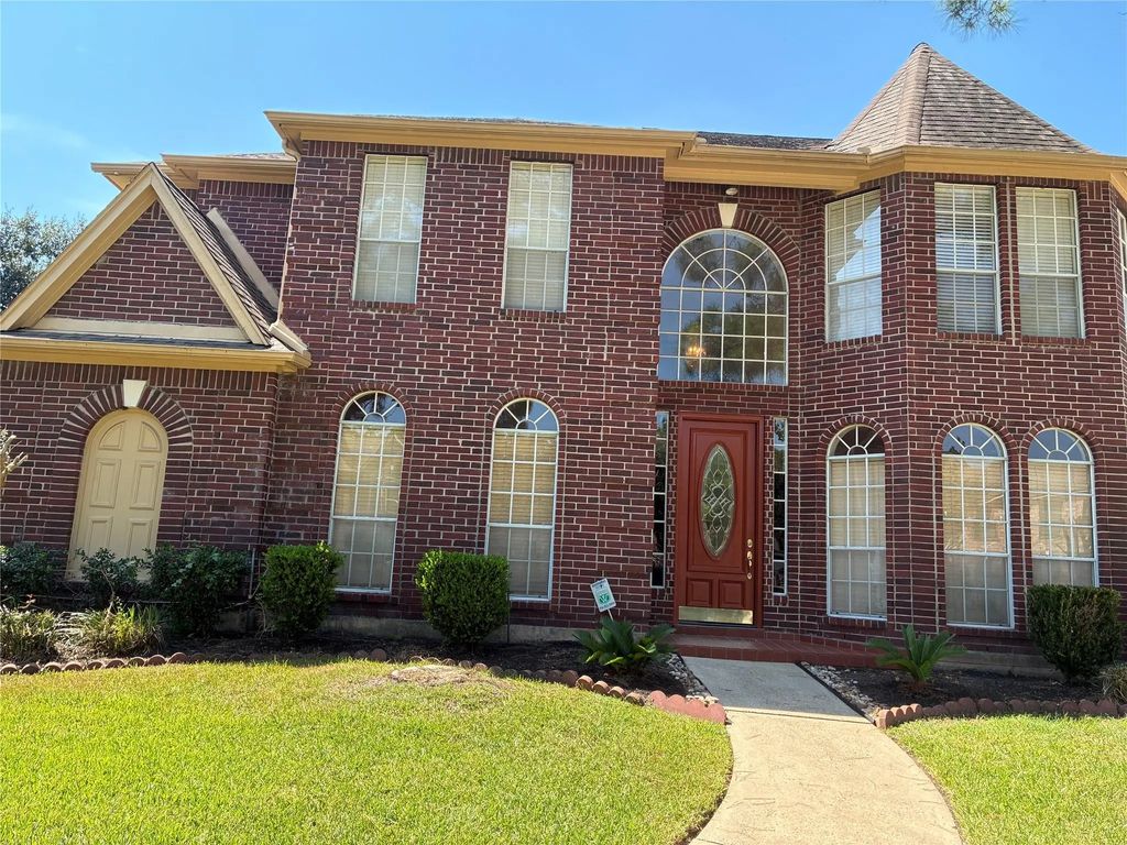 17907 Russwood Court, Spring