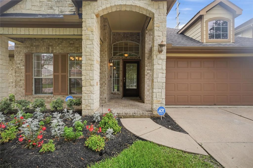 12811 Flat Creek Drive, Pearland
