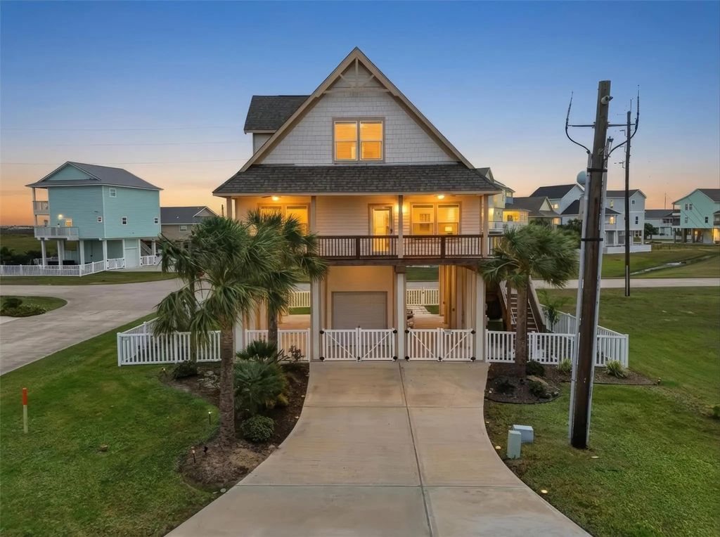 25003 San Simeon Court, Galveston
