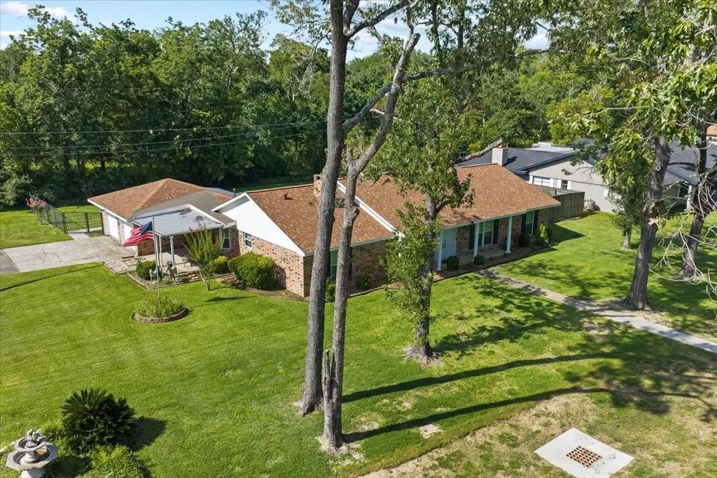 3603 Fleming Drive, Baytown