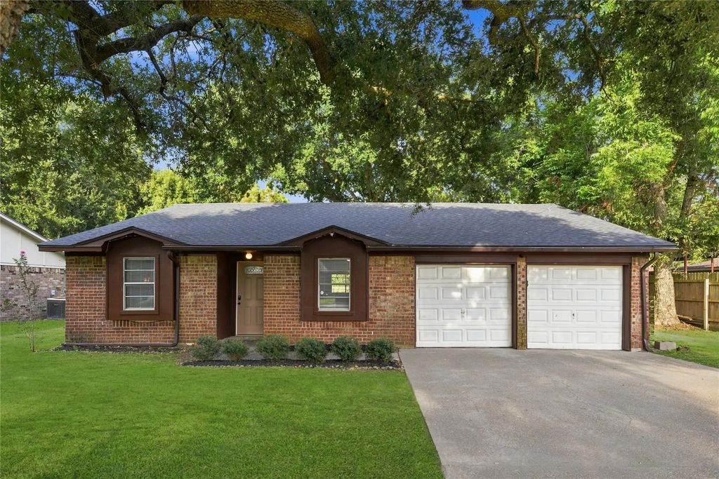 426 Corley Drive, Highlands