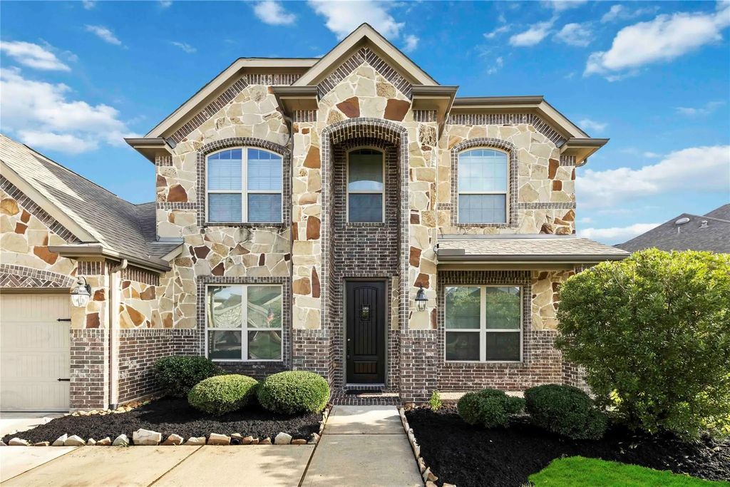 13318 Cameron Reach Drive, Tomball