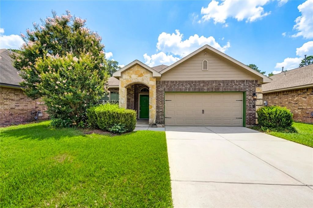 228 Country Crossing Circle, Magnolia