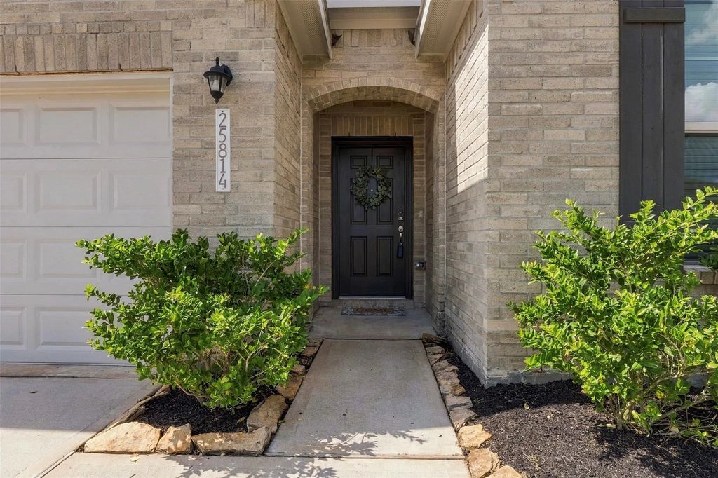 25814 Northpark Pine Drive, Porter