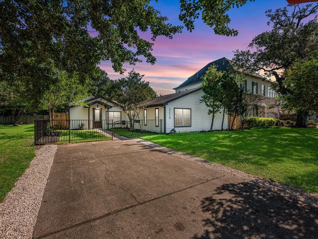 3210 Elmridge Street, Houston