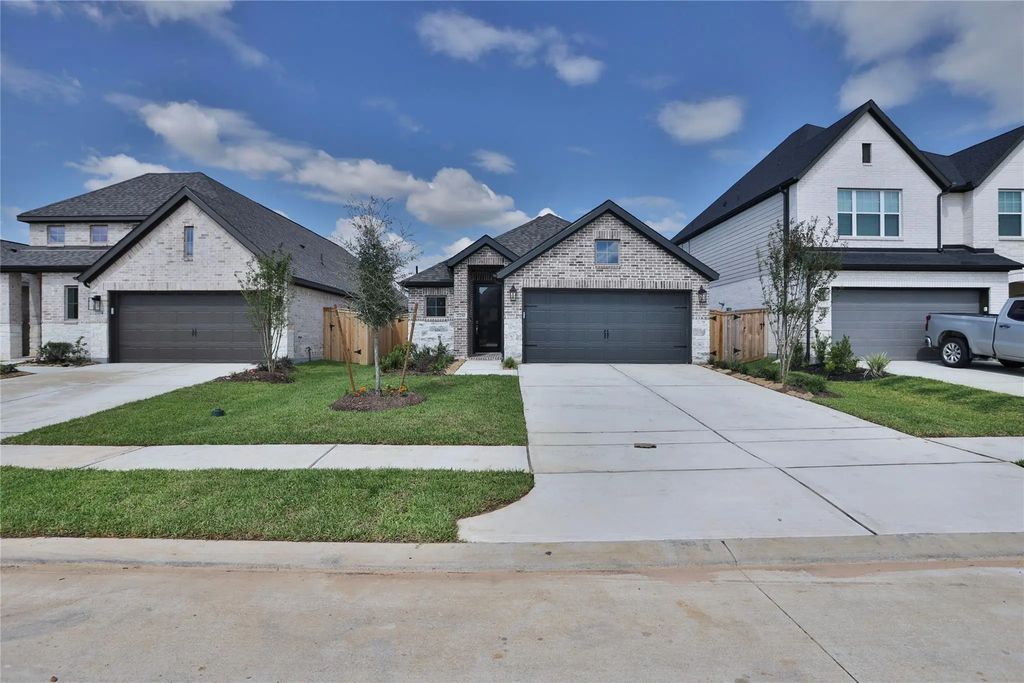 27230 Scarlet Paint Brush Drive, Hockley