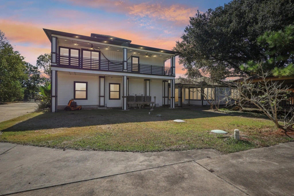 323 E Palm Street, Fresno