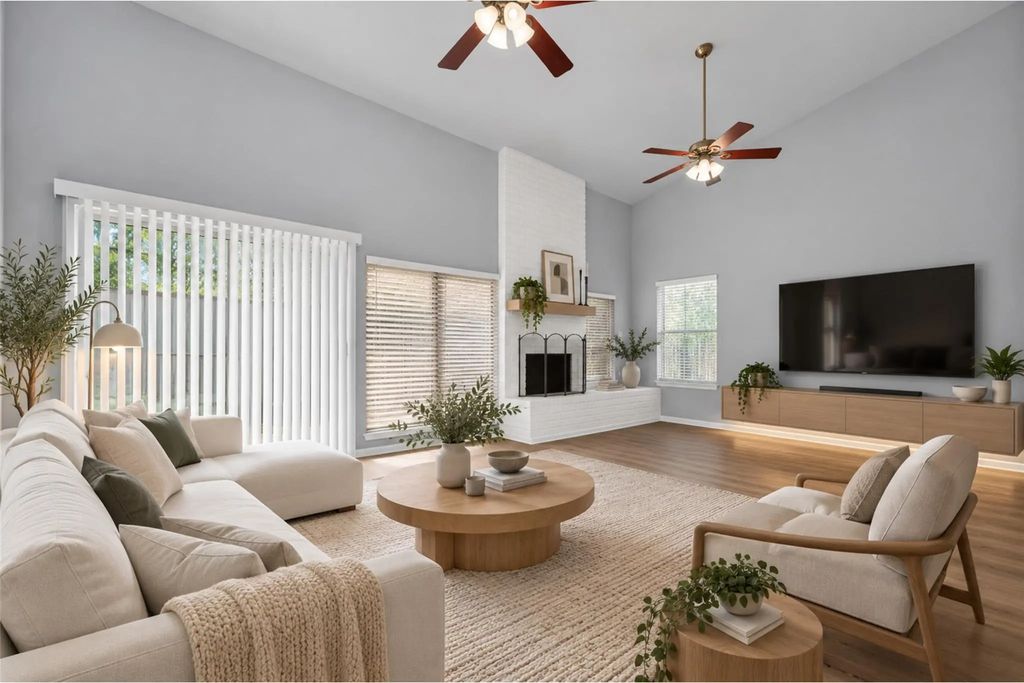 880 Tully Road 44, Houston