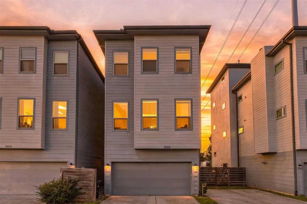 2903 Blodgett Street, Houston