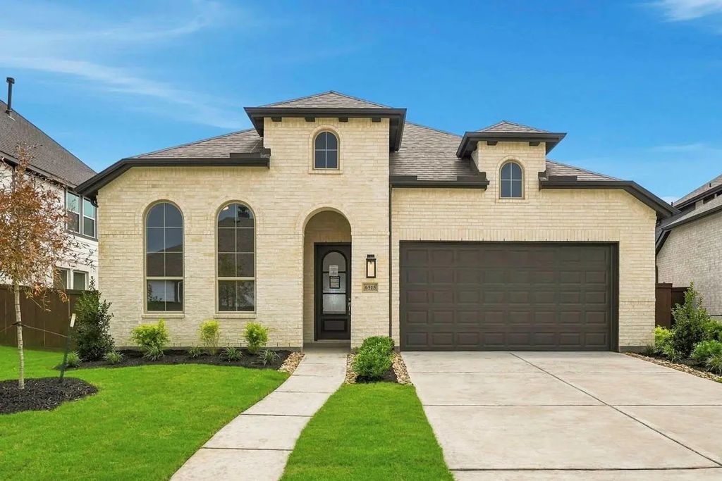 6515 Redwood Forest Drive, Manvel