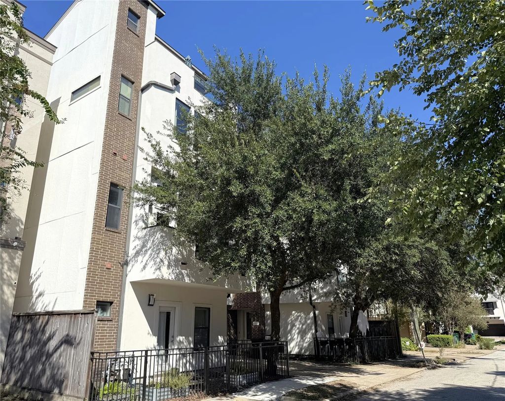 5210 Rose Street D, Houston
