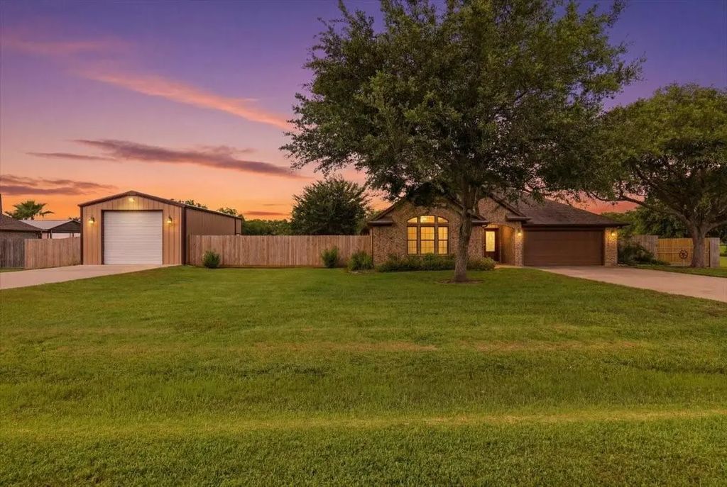 16210 Bluebird Street, Santa Fe