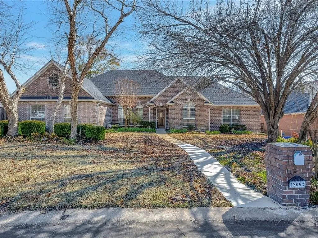 209 Sawgrass Circle, Lufkin