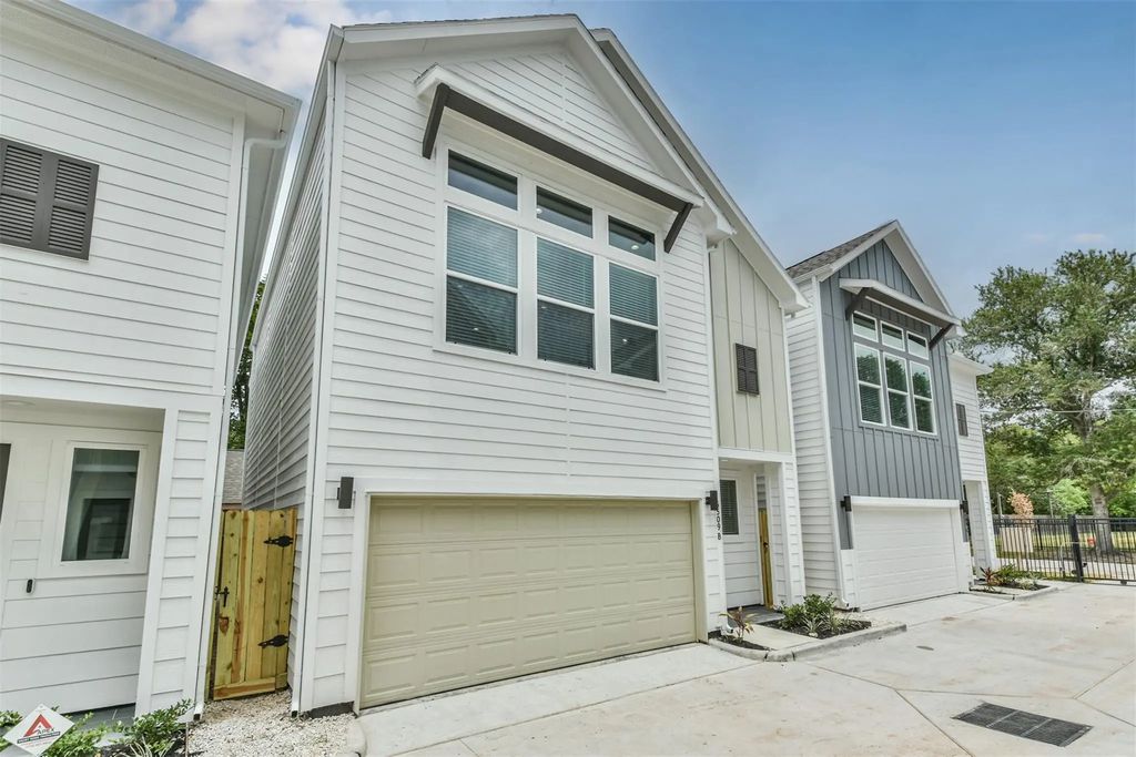 5509 Beall Street B, Houston