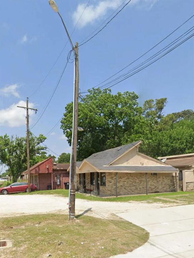 6213 Laura Koppe Road, Houston