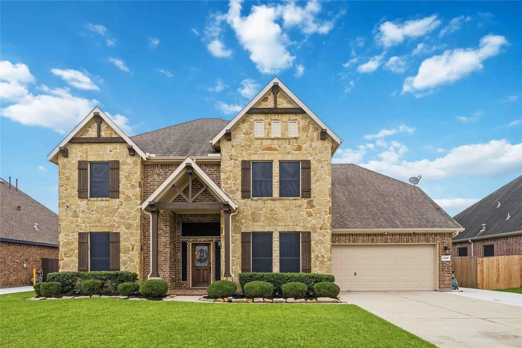 12418 Garnet Road, Mont Belvieu