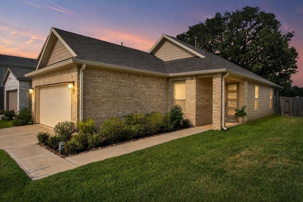 22307 Hawberry Blossom Lane, Tomball
