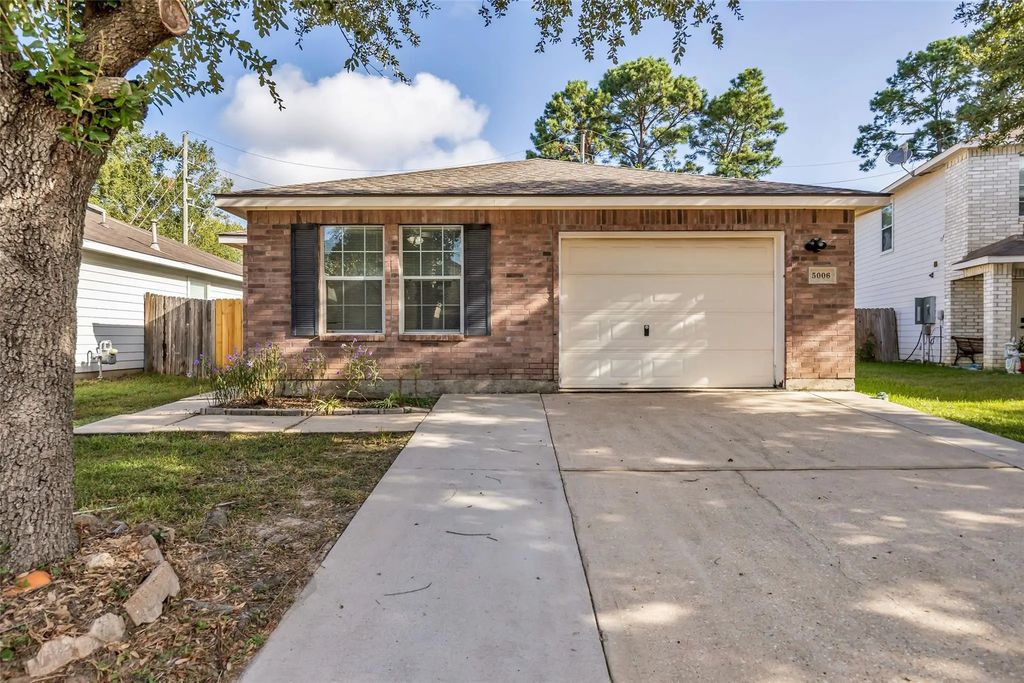 5006 Fox Mill Lane, Spring
