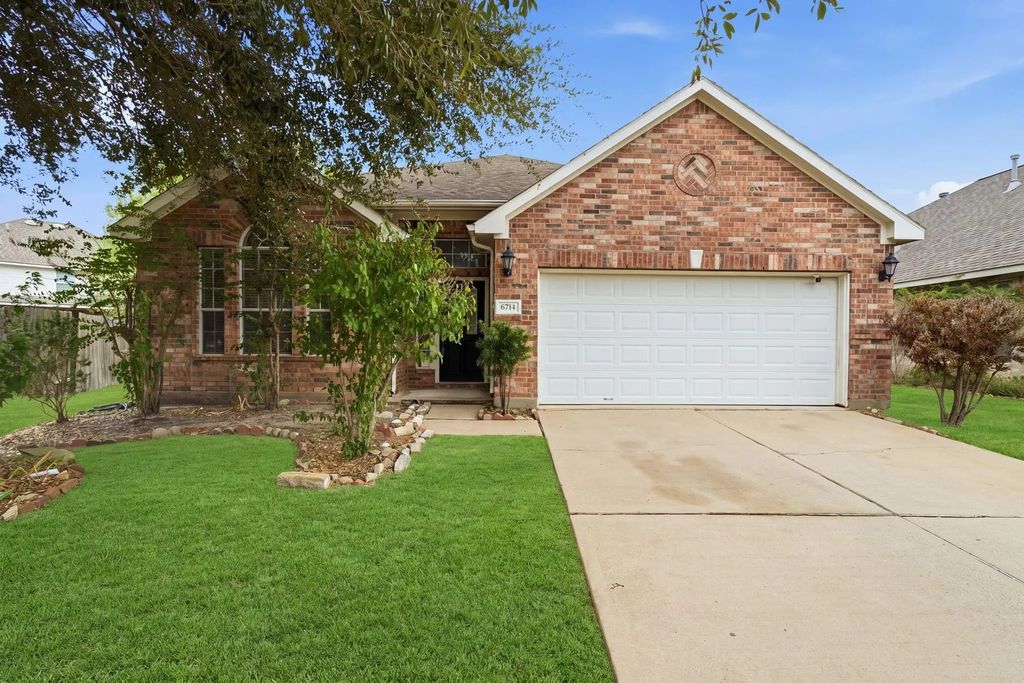 6714 Chester Oak Drive, Houston