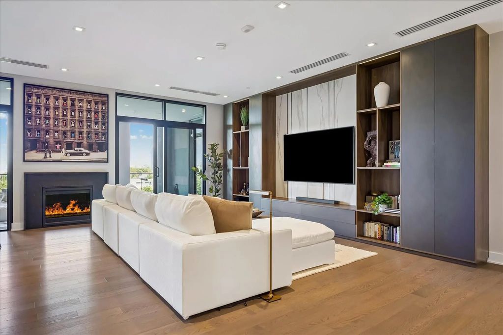 2710 Steel Street 507, Houston