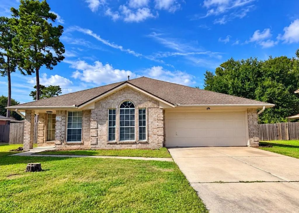 2206 Friarwood Trail, Houston