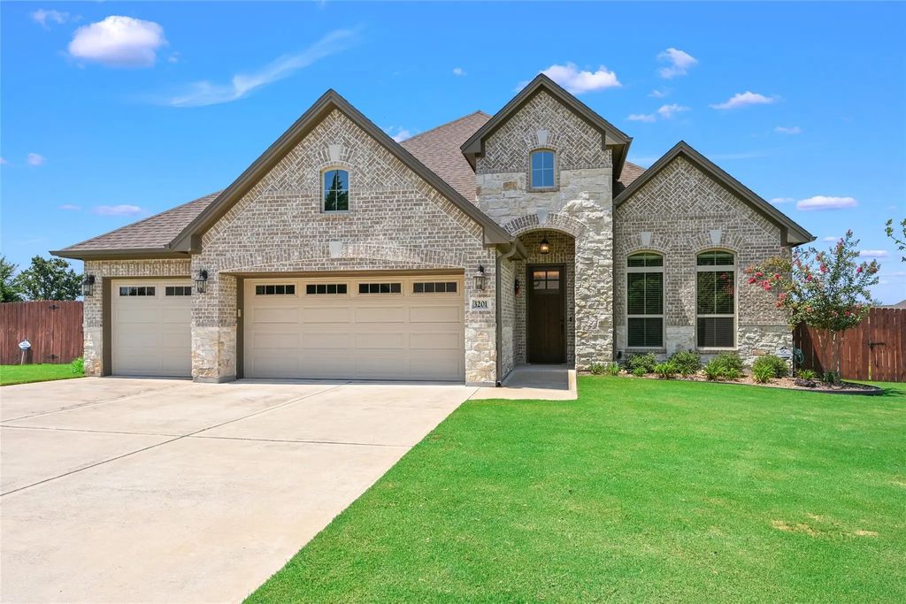 3201 Old Spring Way, Bryan