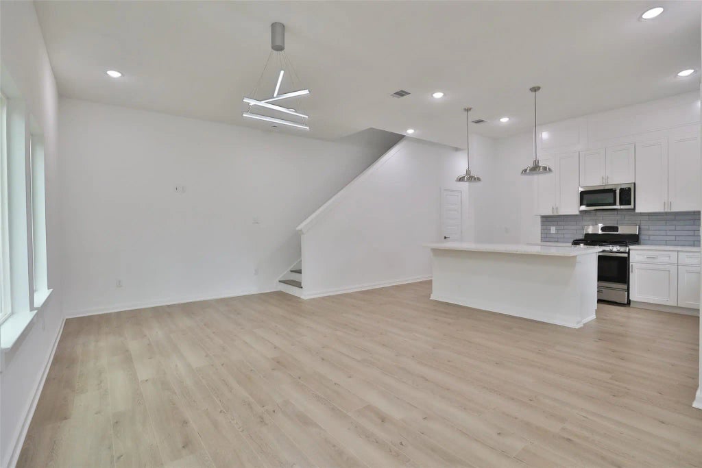 9345 Lavender Street, North Houston