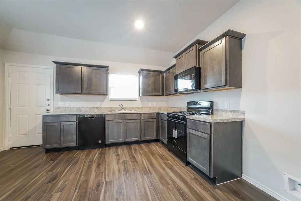 22435 Verdin Street, Splendora
