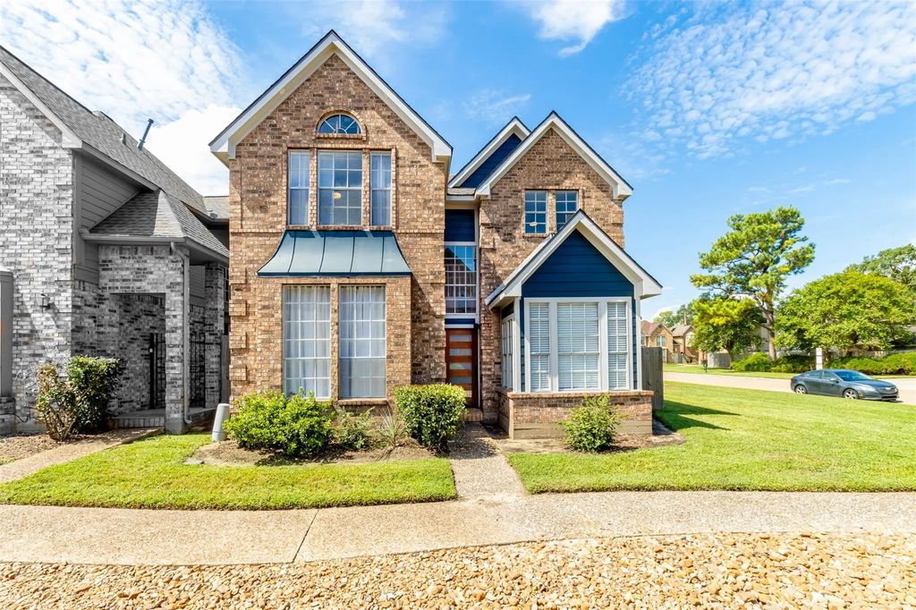 6657 Queensclub Drive, Houston