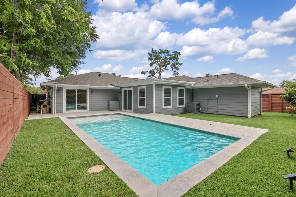 2102 Lazybrook Drive, Houston