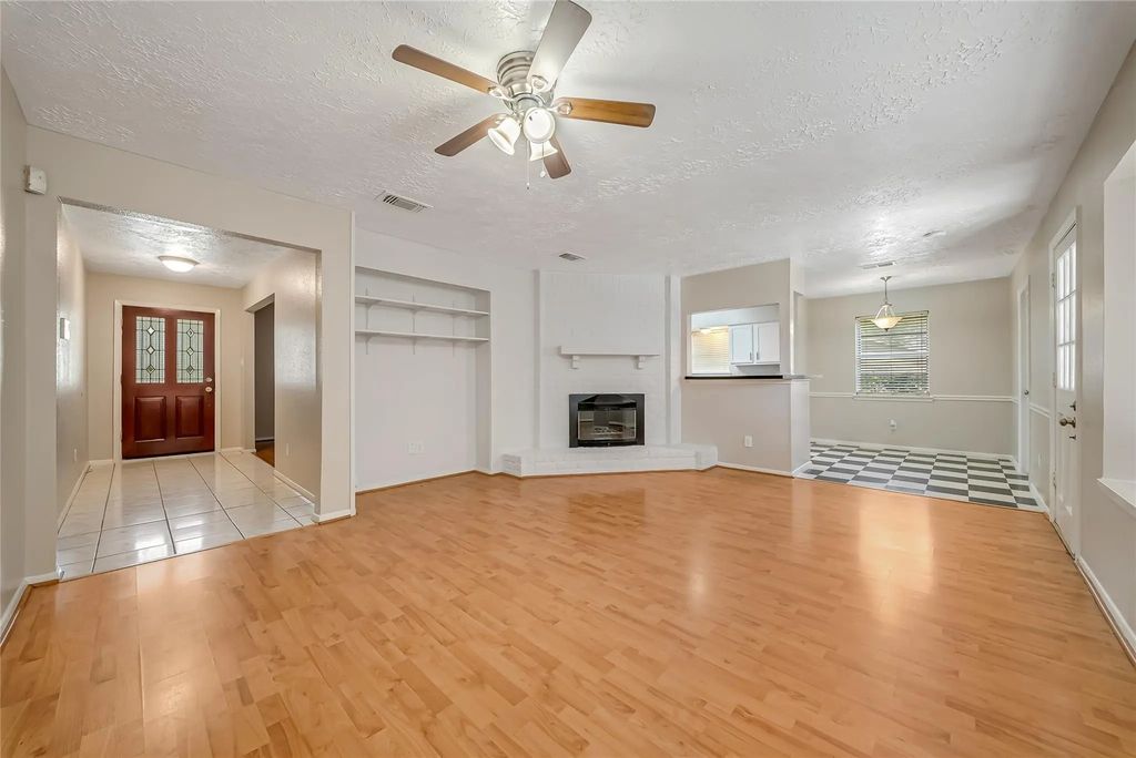 4318 Rosegate Drive, Spring