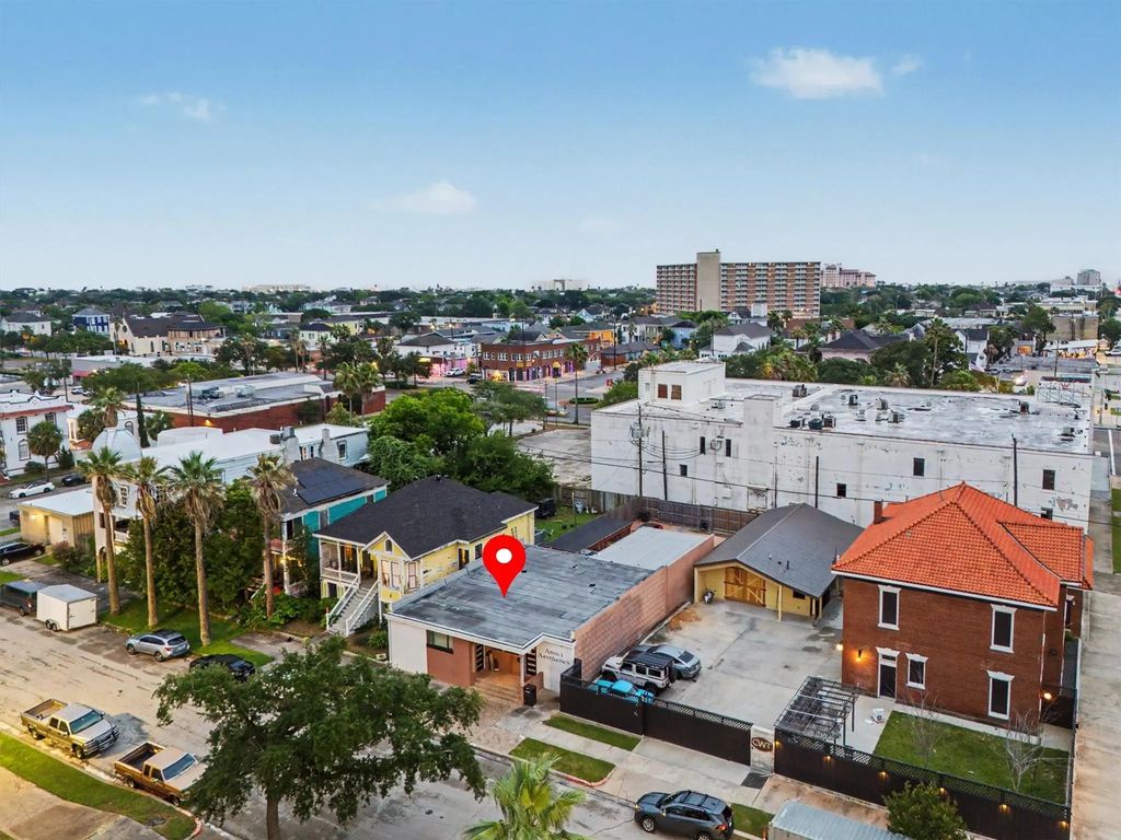 2219 Sealy Street, Galveston