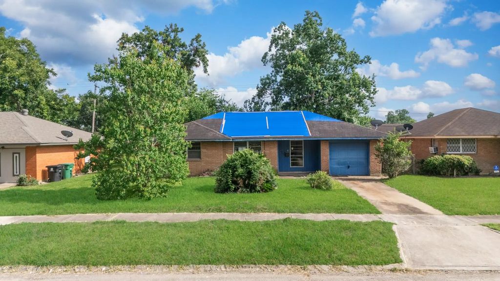 4110 Howcher Street, Houston