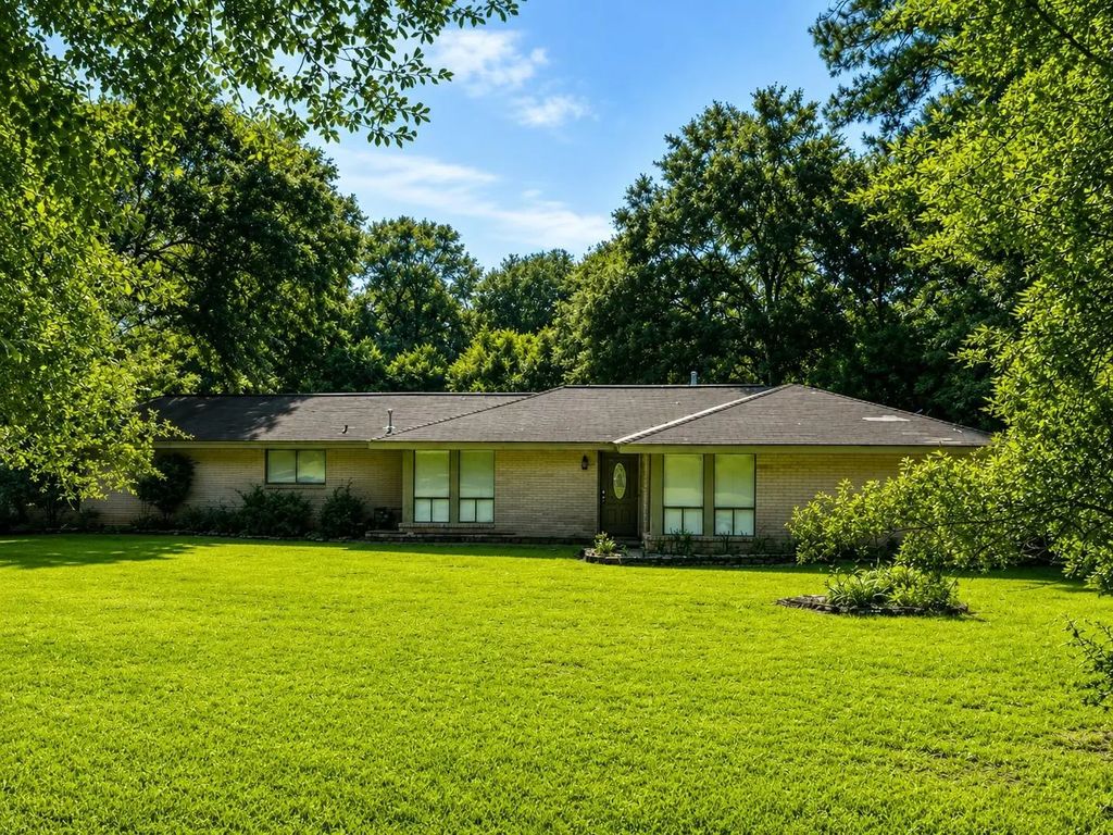 22303 Cardinal Drive, Hockley