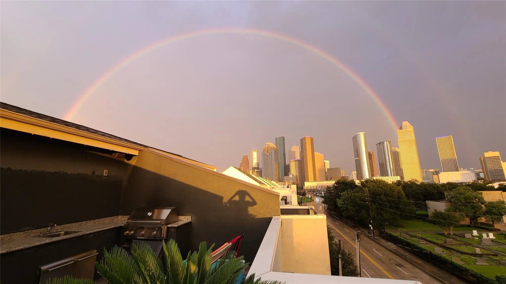 1304 W Dallas, Houston