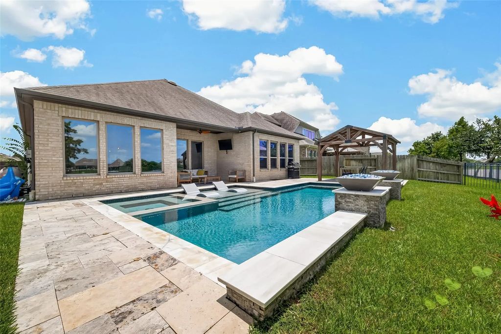 4824 Peppermill Ridge Lane, Rosharon