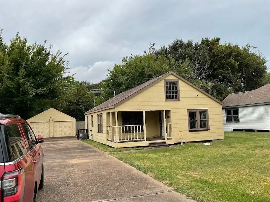 2113 3rd Avenue N, Texas City