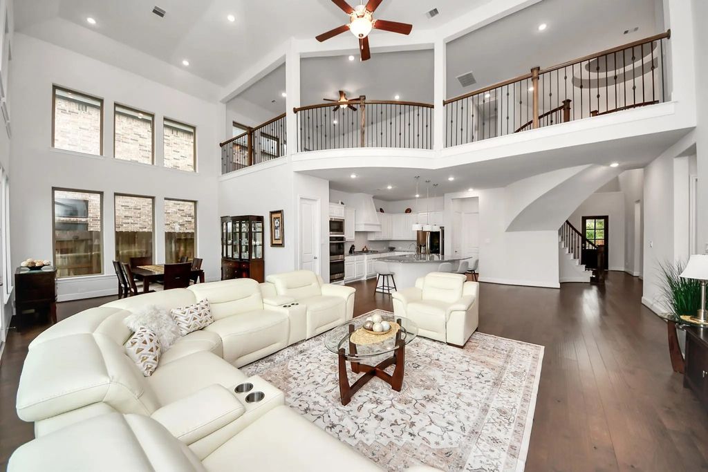 1714 Mccrae Hill Court, Katy