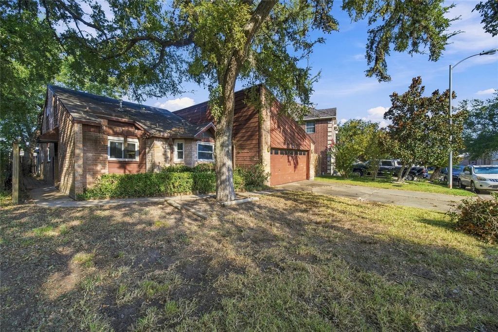 606 Meadow Knoll Drive, Stafford