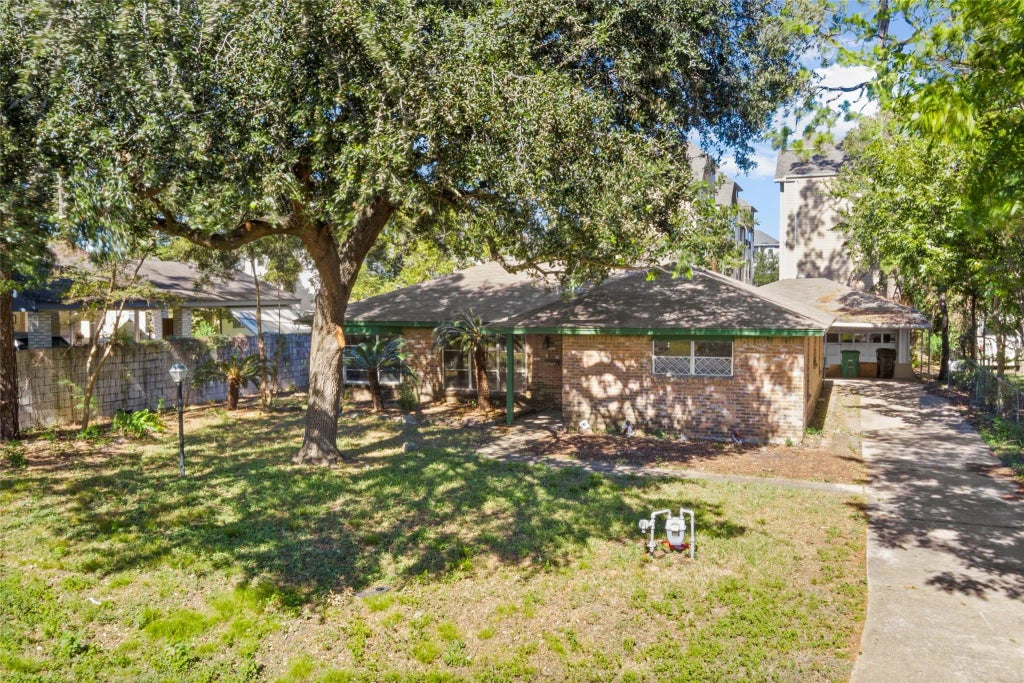 1427 W 22nd Street, Houston