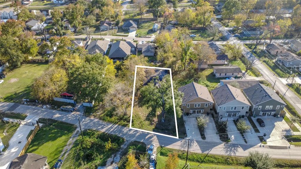 1039 Marcolin Street, Houston