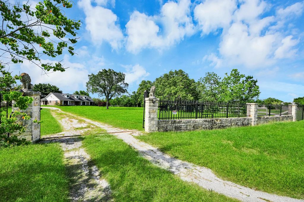 12746 Roy Road, Pearland