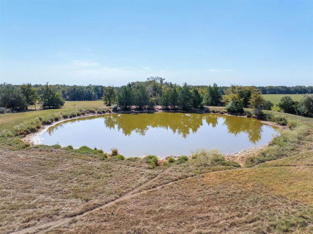 Tract 4 Lcr 800, Groesbeck